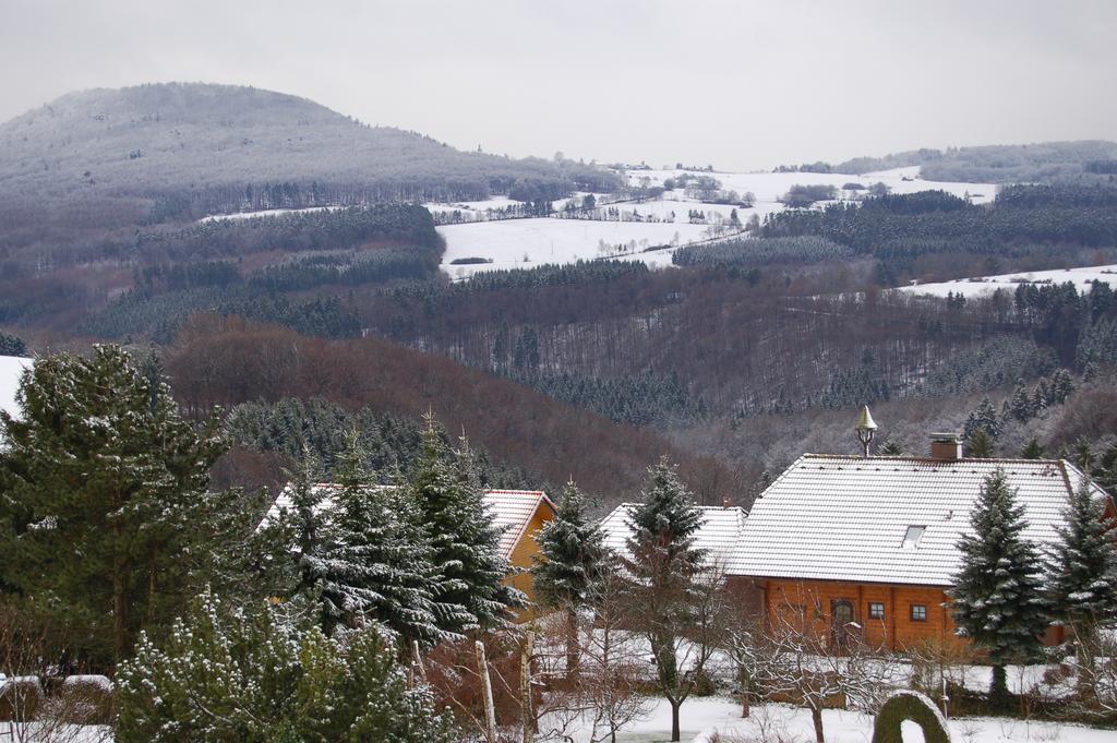 Landgasthaus Pfahl Wershofen Buitenkant foto