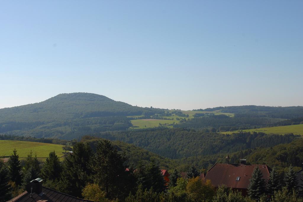 Landgasthaus Pfahl Wershofen Buitenkant foto