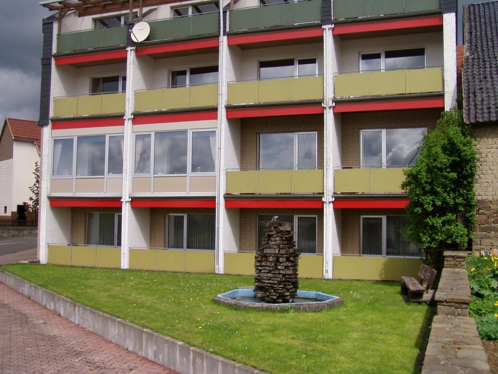 Landgasthaus Pfahl Wershofen Buitenkant foto