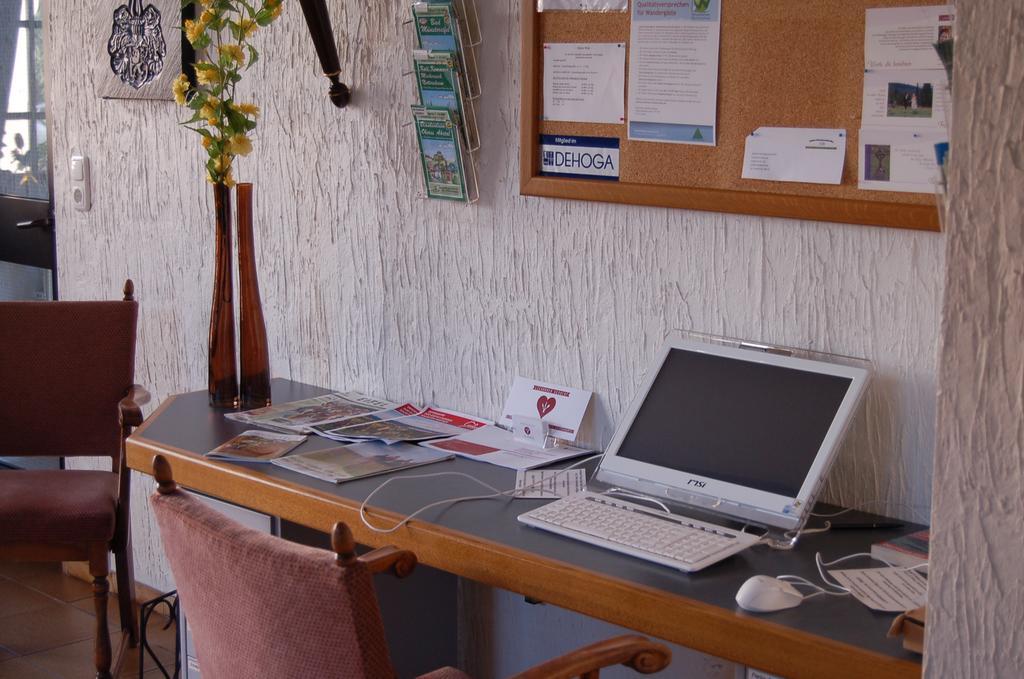 Landgasthaus Pfahl Wershofen Buitenkant foto