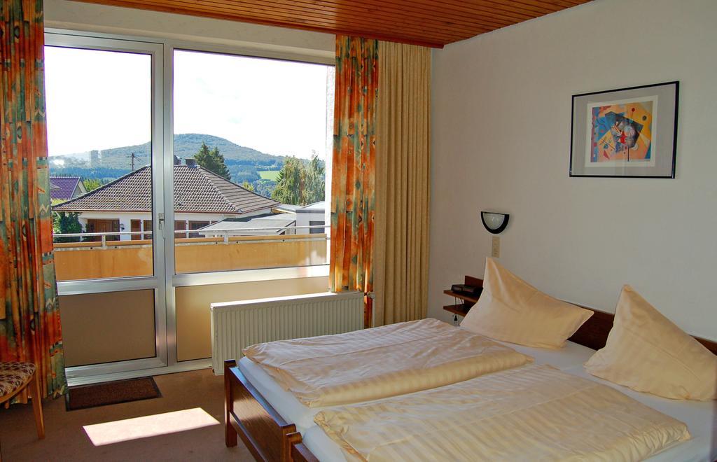 Landgasthaus Pfahl Wershofen Buitenkant foto