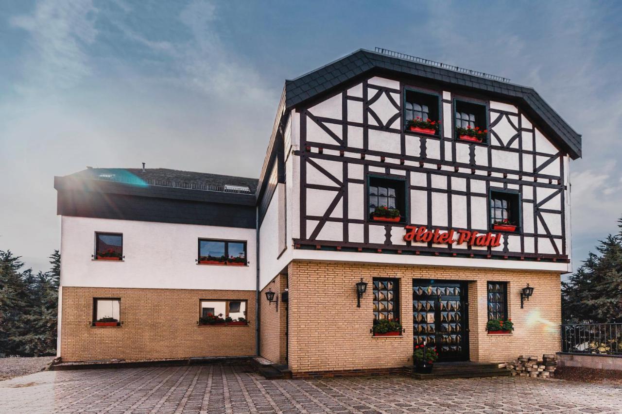 Landgasthaus Pfahl Wershofen Buitenkant foto