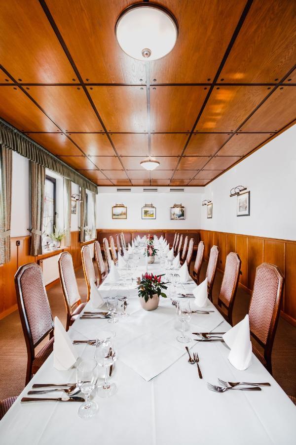 Landgasthaus Pfahl Wershofen Buitenkant foto